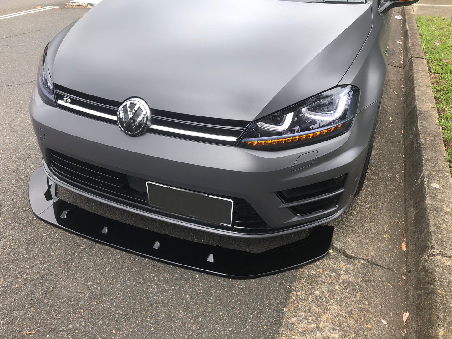 Volkswagen Golf MK7 GTI R front lip V2