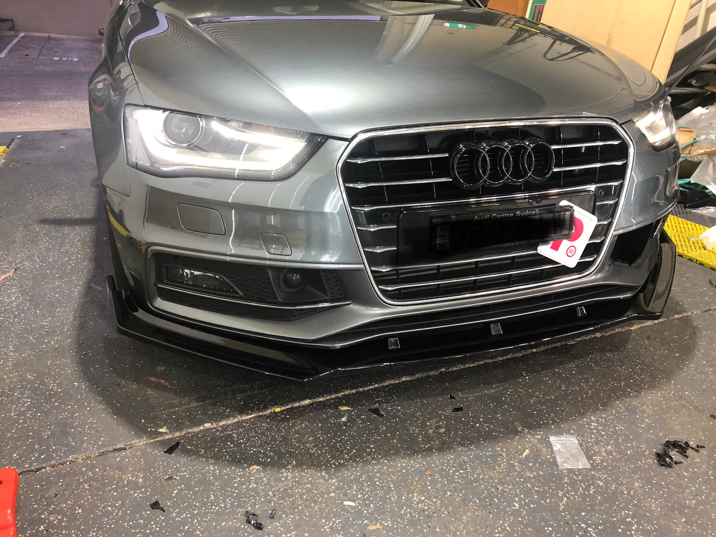 Front lip splitter spoiler bodykit to suit Audi A4