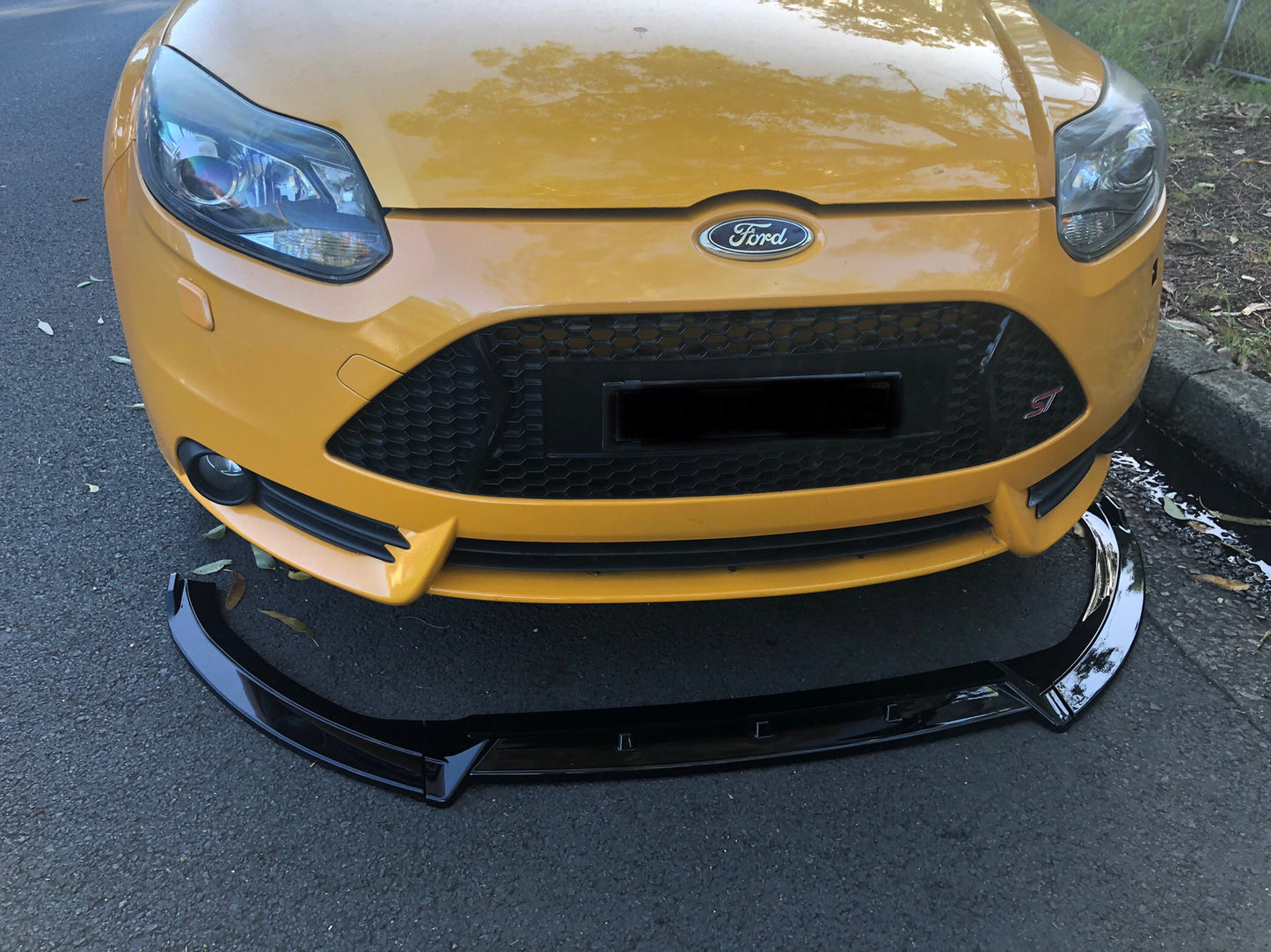 Ford Focus ST MK front lip splitter