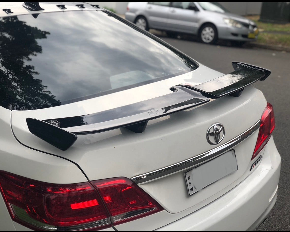 Eagle style sedan universal spoiler